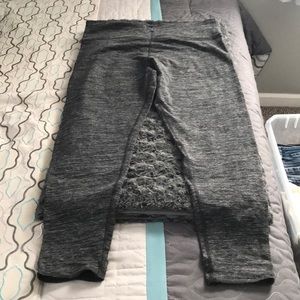 Calvin Klein cropped leggings with keyhole back